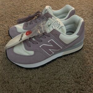 New Balance Women's Purple Sneakers